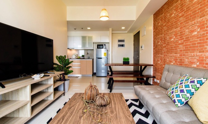 Pinagsama Apartment | Viceroy 3 Mckinley Hill BGC