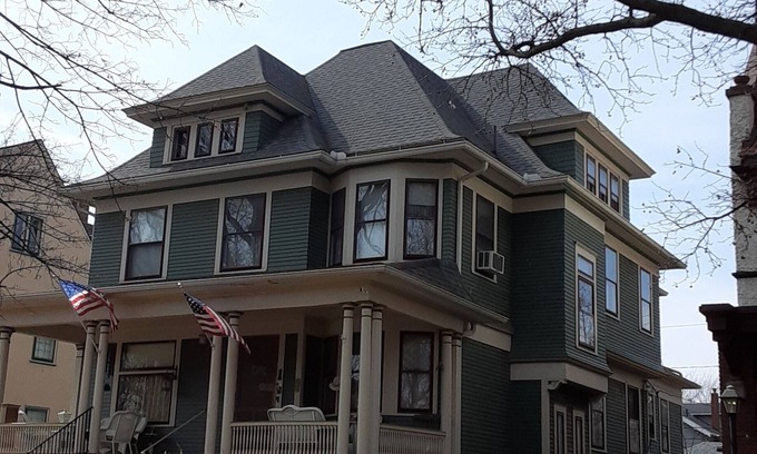Downtown Toledo House | Victorian Home in Toledo's Historic Old West End