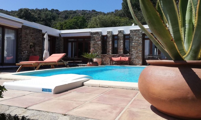 Cap Benat Villa | View of the sea without vis-à-vis, quiet in the private domain of Gaou Bénat