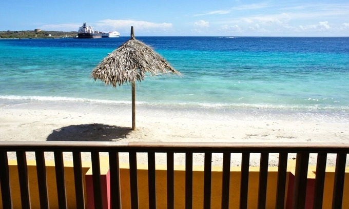 Jan Thiel Apartment | View over beach and sea Palapa Ocean Side