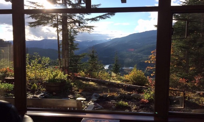 Nordic Estates House | -View, View And More View!-Super Quiet Getaway!-
