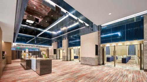 Yuhang District Hotel | Vignette Collection Hangzhou Huaxia Center Hotel by IHG