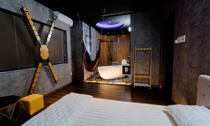 Binh Thanh Hotel | Viking Hotel - Superior - Chu Van An