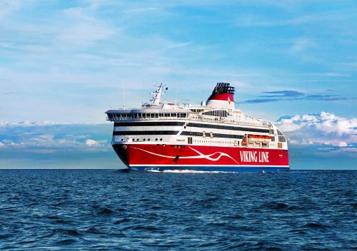 Katajanokka Boat Rental | Viking Line ferry Viking XPRS - One-way journey from Helsinki to Tallinn