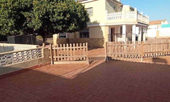Picasent Ski Chalet | Villa with private pool in Picassent (Valencia)