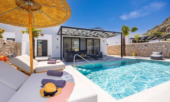 Kolymbia Villa | Villa 10 Hozan - Two Bedroom Villa, Sleeps 4