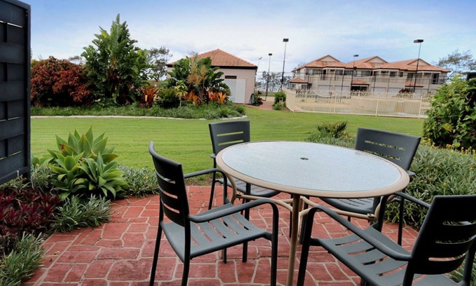 Coral Cove Villa | Villa 16- Charming self-contained unit with Spa located on famous Coral Cove Golf Course