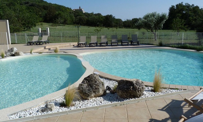 La Garde-Adhemar Apartment | Villa Adhémar Gîte L'olivier Avec Piscine