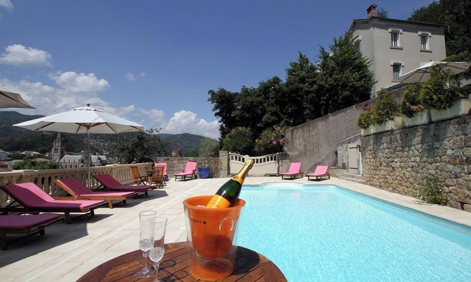 Vals-les-Bains House | VILLA AIMEE LUXURY APARTMENTS WITH HEATED POOL