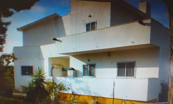 Municipio 1 Villa | Villa Alma, independent apartment in villa 700 mt to the sea
