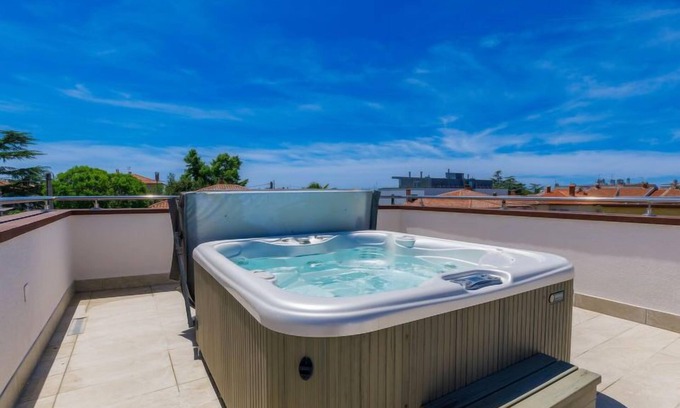 Umag Apartment | Villa Alpa by Interhome