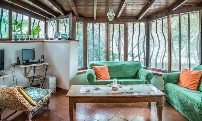 Sferracavallo Villa | Villa Ancilo 'apartment in villa a stone's throw from the Gulf of Sferracavallo