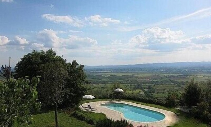 Pieve al Bagnoro House | Villa Arcanda C: A cozy and welcoming apartment, with Free WI-FI.
