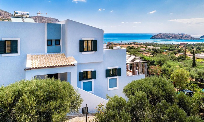 Elounda Villa | Villa Artemis with 4 bedrooms and separate studio
