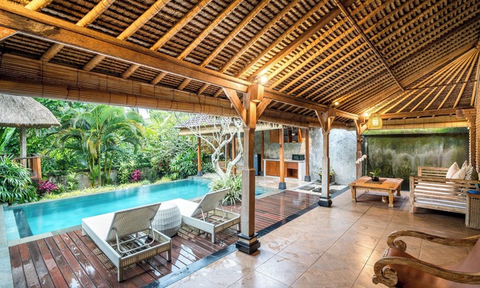 Sambahan Villa | Villa Bedauh Ubud