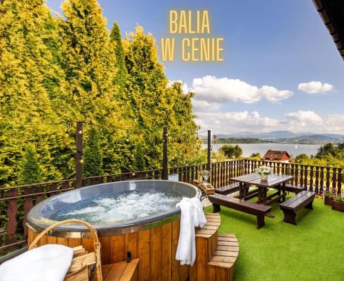 Zarzecze House | Villa Beskidzka 100 - SAUNA & BALIA z Jacuzzi Widok na góry i jezioro żywieckie