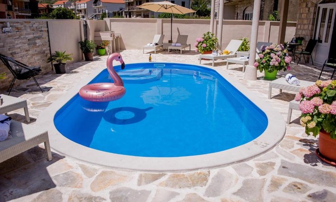 Ravno Apartment | Villa Branka apartments near Dubrovnik with Pool and Wine Cellar