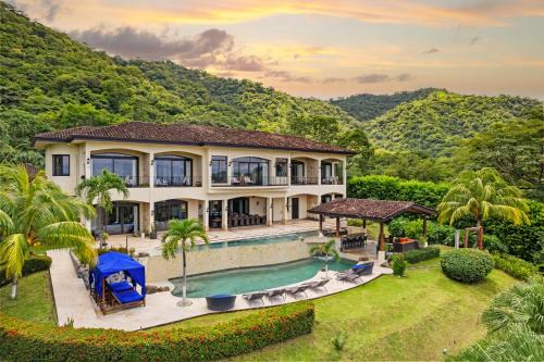 Coco Hotel | Villa Buena Onda All Inclusive
