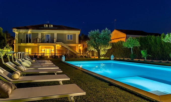 Fiumefreddo di Sicilia Villa | Villa Carmela - Pool and Garden