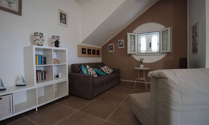 Noto Apartment | VILLA CALABERNARDO Apartment Turtledove Garden View 50 METERS FROM THE SEA
