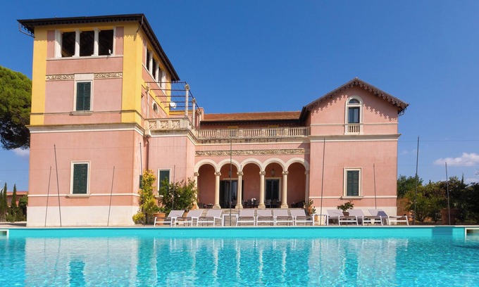 Casarano Villa | Villa Capozza 18+2, Emma Villas