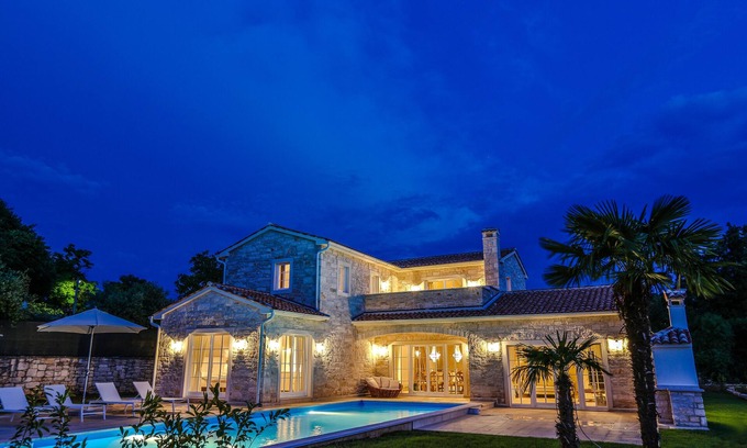 Rakovci Villa | Villa Carolina New Baderna, sea views, private pool, 1000m2 of land