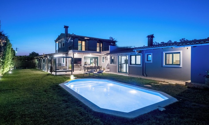 Kropia Villa | Villa Casa del G private pool and barbecue nSpecial reservations for events.