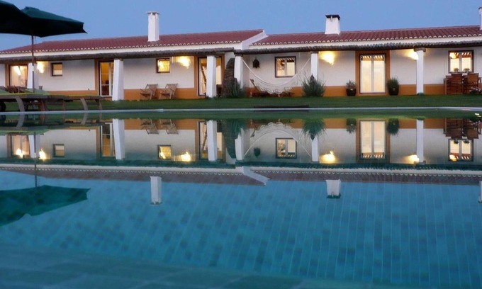 Baiona Villa | Villa 'Casa Do Sol' with Shared Pool and Shared Terrace