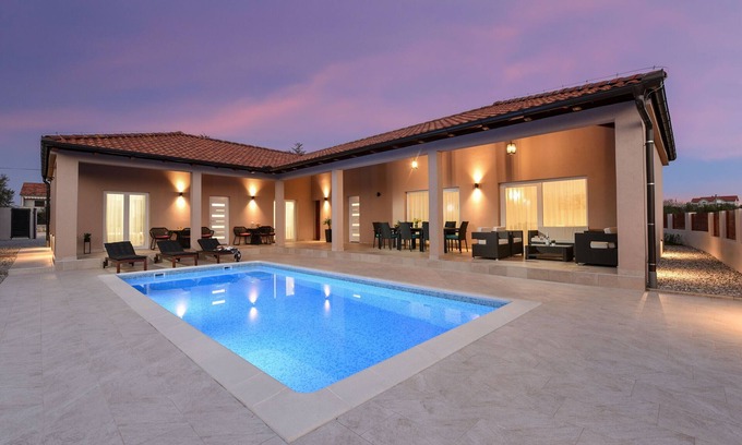 Debeljak Villa | Villa Casa Kasijan ZadarVillas