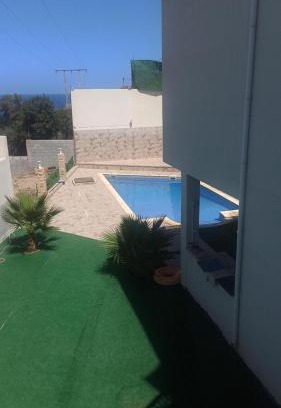 Toudja Villa | Villa climatisée piscine privée