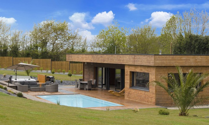 Tremeloir House | Villa Cosy, Pool, Spa, Relaxation Area (Sauna & Hammam) 8 km from the beaches!