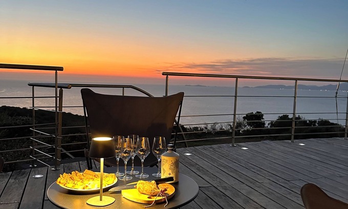Coti-Chiavari Villa | Villa d'exception avec vue sur les Sanguinaires et baie d'Ajaccio - 6 pers