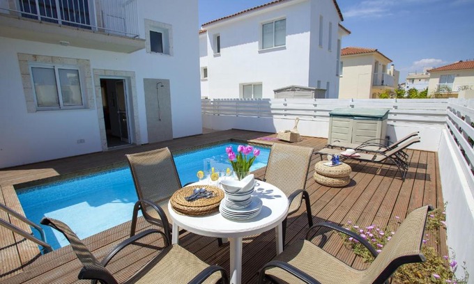 Pernera Villa | Villa Daffodil