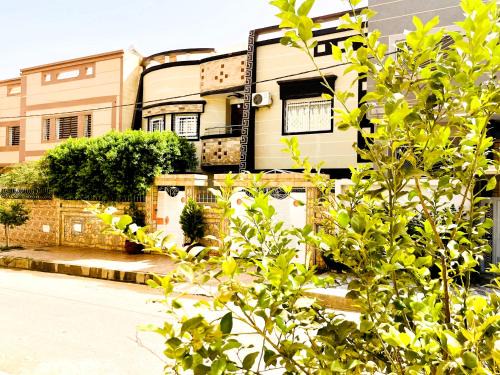 Oujda Villa | Villa De Luxe Idéalement située à Oujda