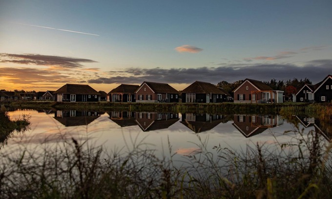 Municipality of Someren Villa | Villa de luxe with dishwasher surrounded by natur