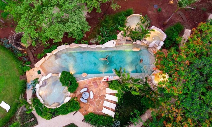 Los Pargos Villa | Villa Deluxe 9 rooms - 30 minutes from Tamarindo & 5 minutes from Playa Negra