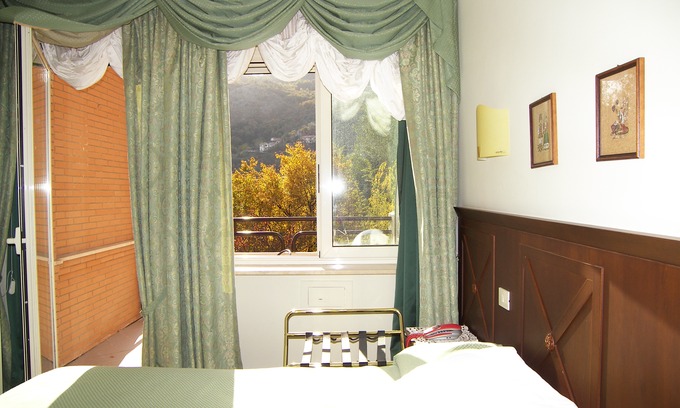 Sant'Elia Fiumerapido Hotel | Villa Des Reves in the green near Montecassino
