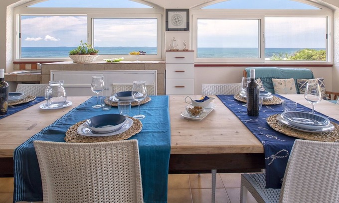Tonnara Villa | Villa directly on the sea with 4 bedrooms and 2 bathrooms for 10 people