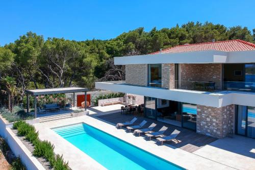 Island Hvar Villa | Villa Eola Hvar