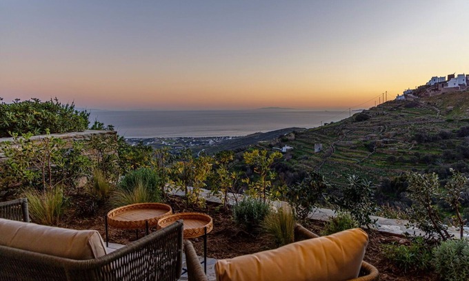 Tinos House | Villa Erato in Triantaros Tinos