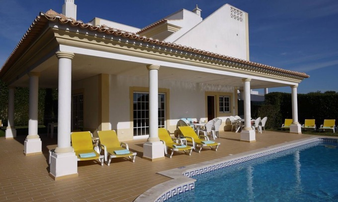 Branqueira Villa | Villa Estrelicia, Top Quality, Very Private 3 Bedroom Luxury Villa, Air Conditioning for 6-8 persons