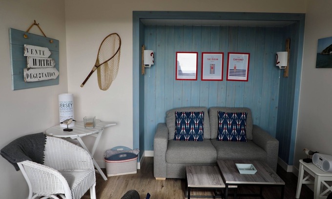 Barneville-Carteret House | Villa facing sea and beach (7 pers. + 1 baby)