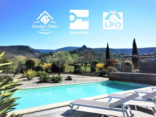 Grospierres Bed & Breakfast | Villa Font Vive - Chambres d'hôtes éco-labellisées avec cuisine - Confort, calme et vue exceptionnels !
