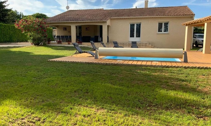 Saint-Laurent-La-Vernede Villa | Villa in Occitania with Pool and Garden