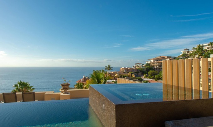 Pedregal Villa | Villa Gran Vista - Oceanfront Views, Swim-Up Pool Bar, Pool table. Promos Avail.