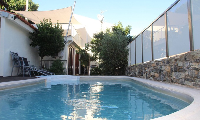 Braganca Villa | Villa in Bragança with swimming pool and garden