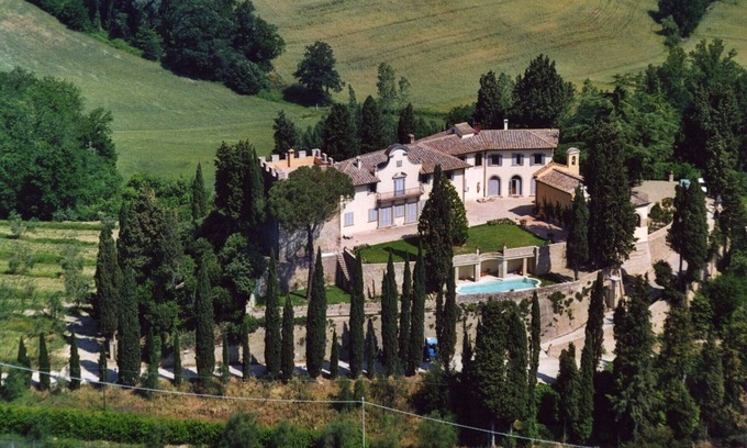 Castelfiorentino Villa | Villa in Castelfiorentino with 6 bedrooms sleeps 12