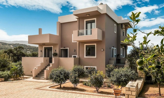 Platanes Villa | Villa in Crete with Stunning Sea Views
