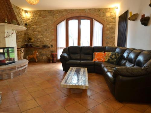 Suvereto Villa | Villa in Suvereto with Pool and Scenic Views