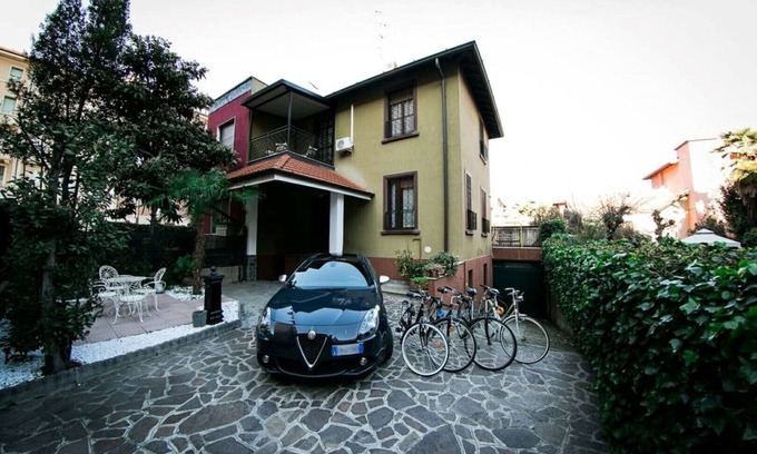 Zona Zara Villa | VILLA in the heart of MILAN (6 people)